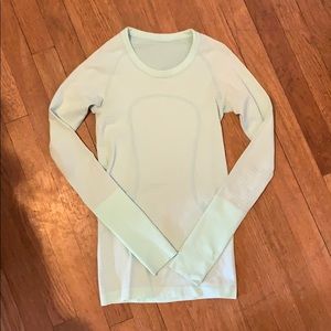 Lululemon swiftly tech long sleeve crew